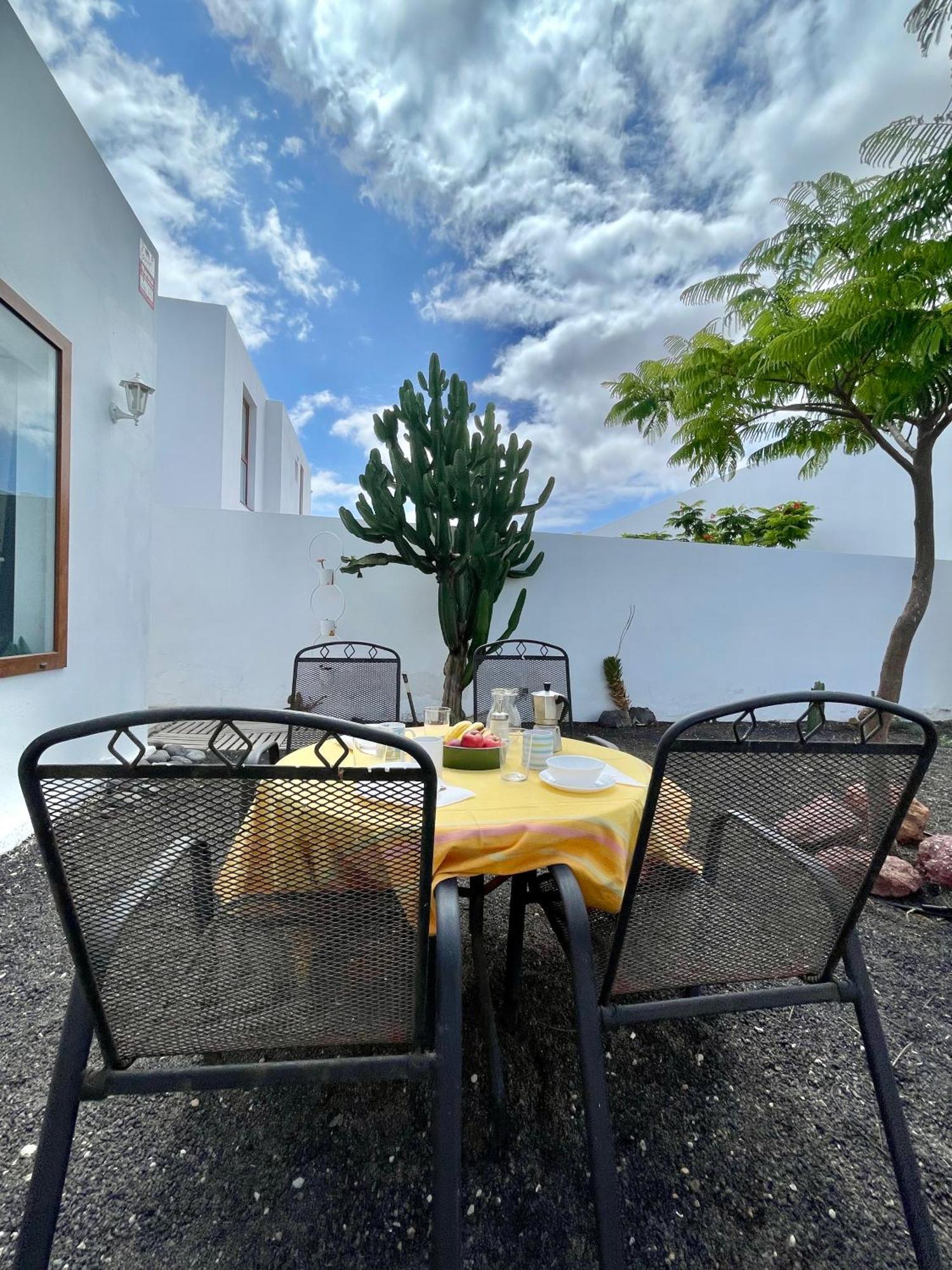 Loft La Cueva De Los Pajaros Playa Blanca  Exteriör bild